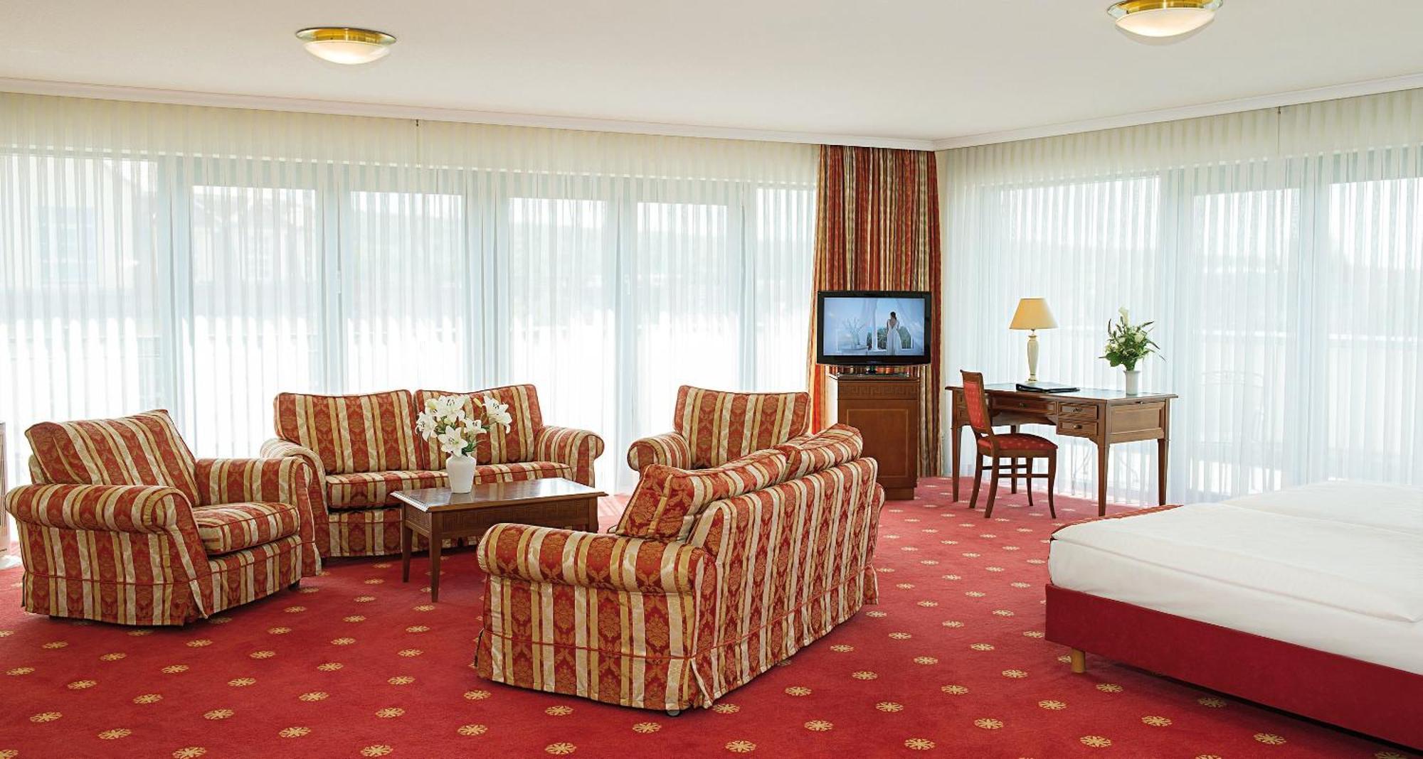 Victor'S Residenz-Hotel Erfurt Extérieur photo